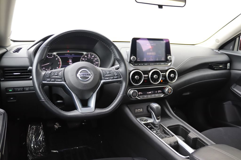 Used 2021 Nissan Sentra SV FWD image 3