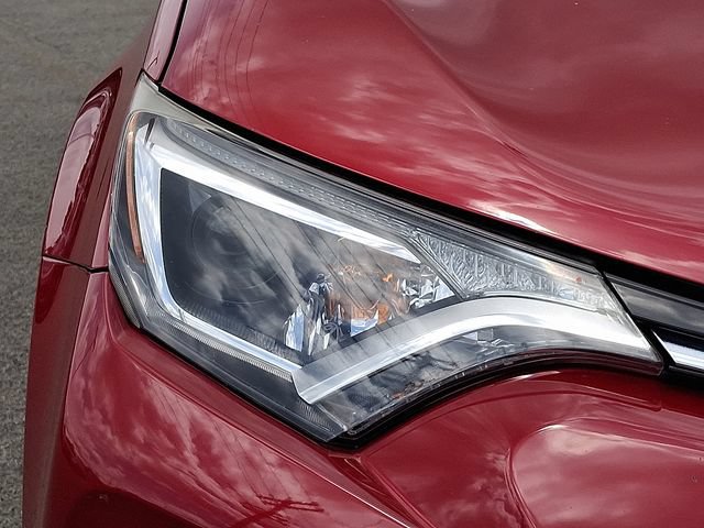 Used 2016 Toyota RAV4 XLE AWD/4WD image 27