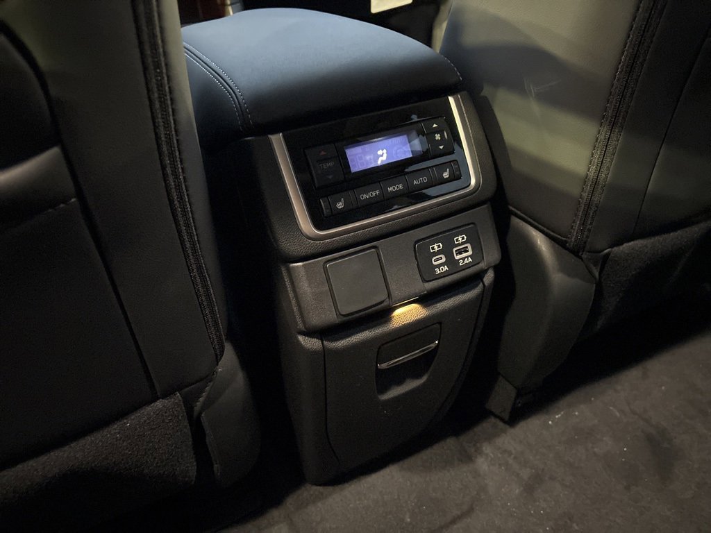 New 2026 Subaru Ascent Limited image 24