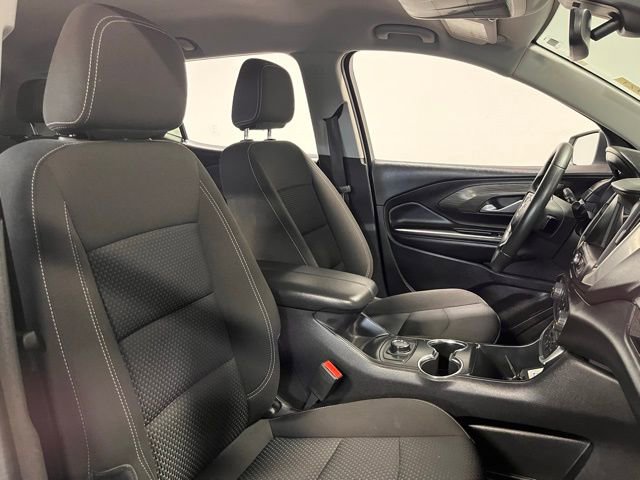 Used 2024 GMC Terrain SLE image 10