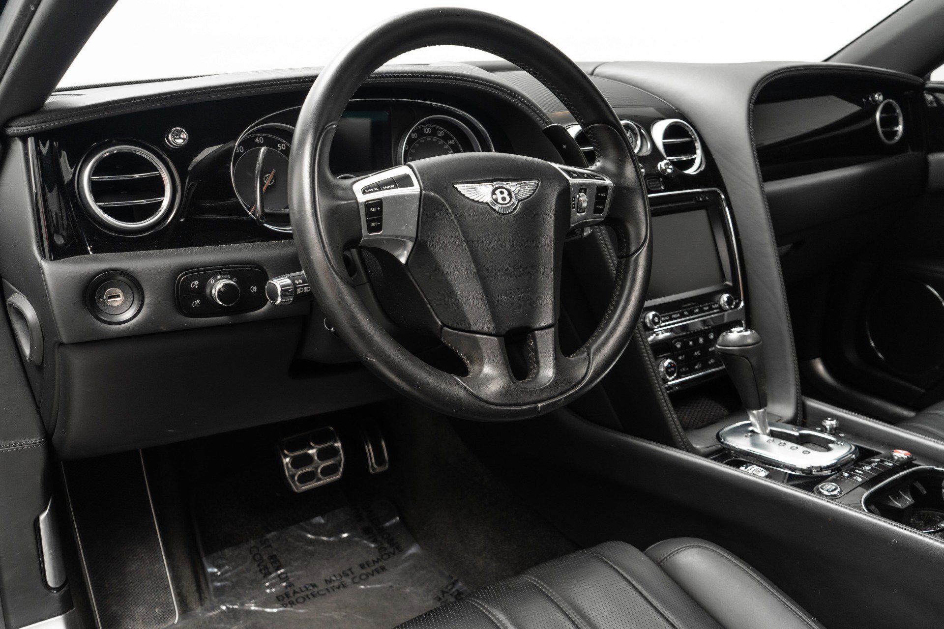 Used 2015 Bentley Flying Spur W12 image 13