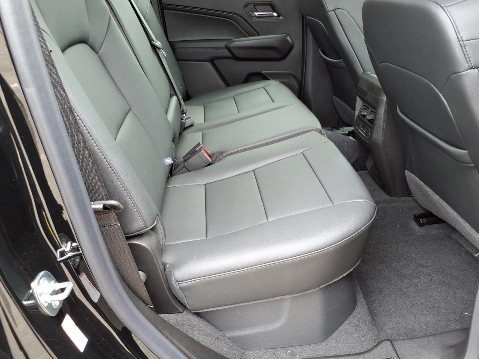 New 2026 GMC Canyon Elevation AWD/4WD image 11