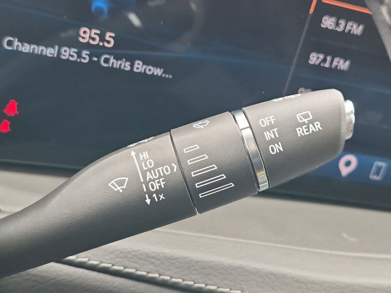 Used 2024 Cadillac XT4 Premium Luxury AWD/4WD image 27