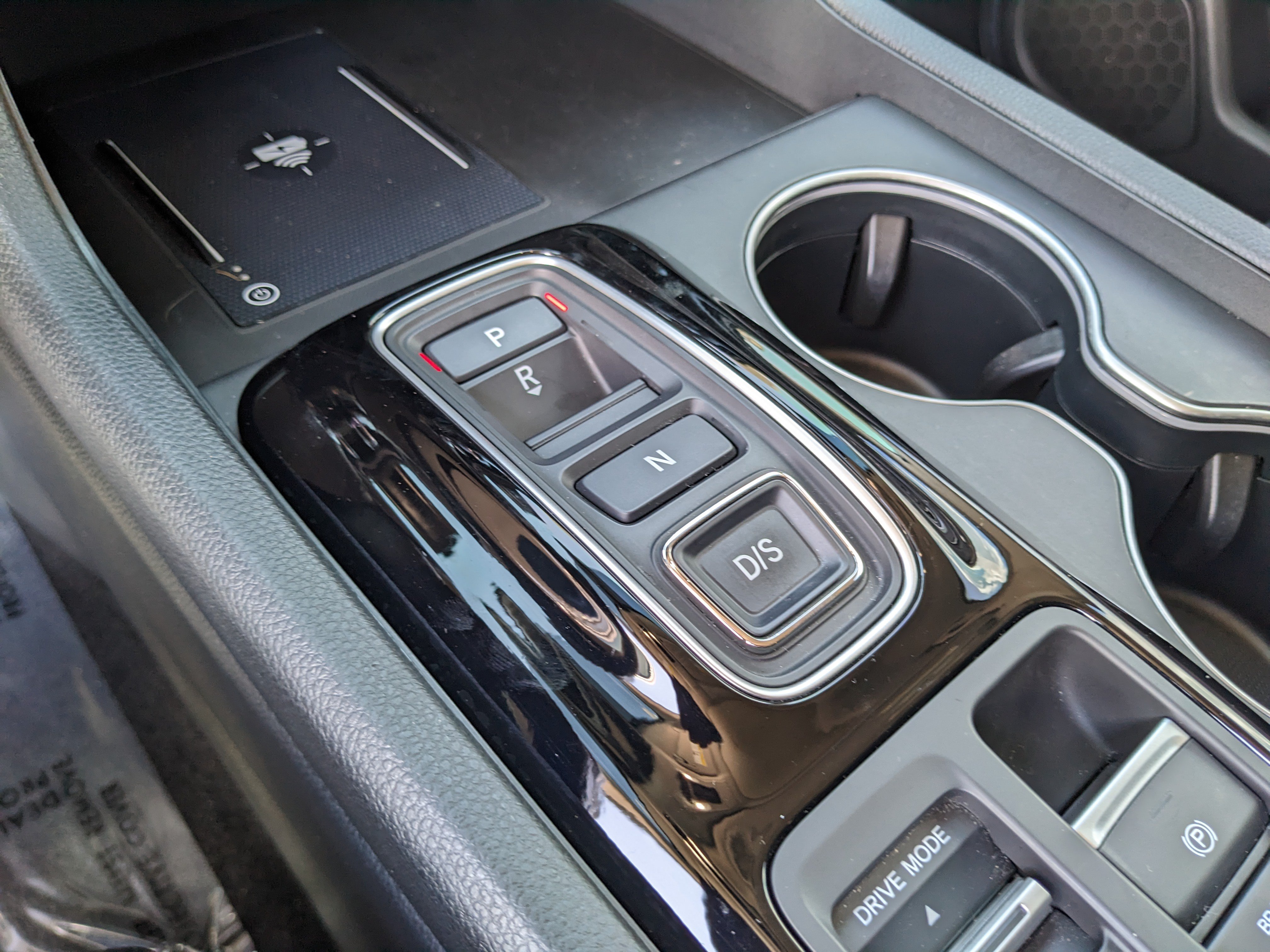 Used 2024 Honda Pilot Elite image 32