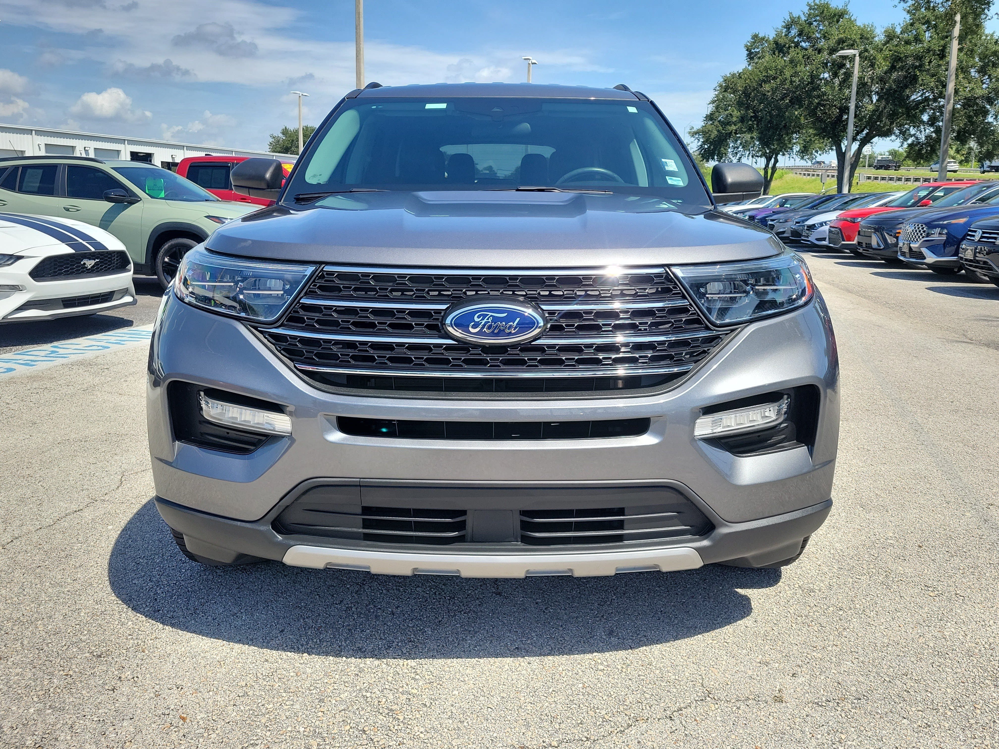 Certified 2023 Ford Explorer XLT w/ Equipment Group 202A RWD video 2