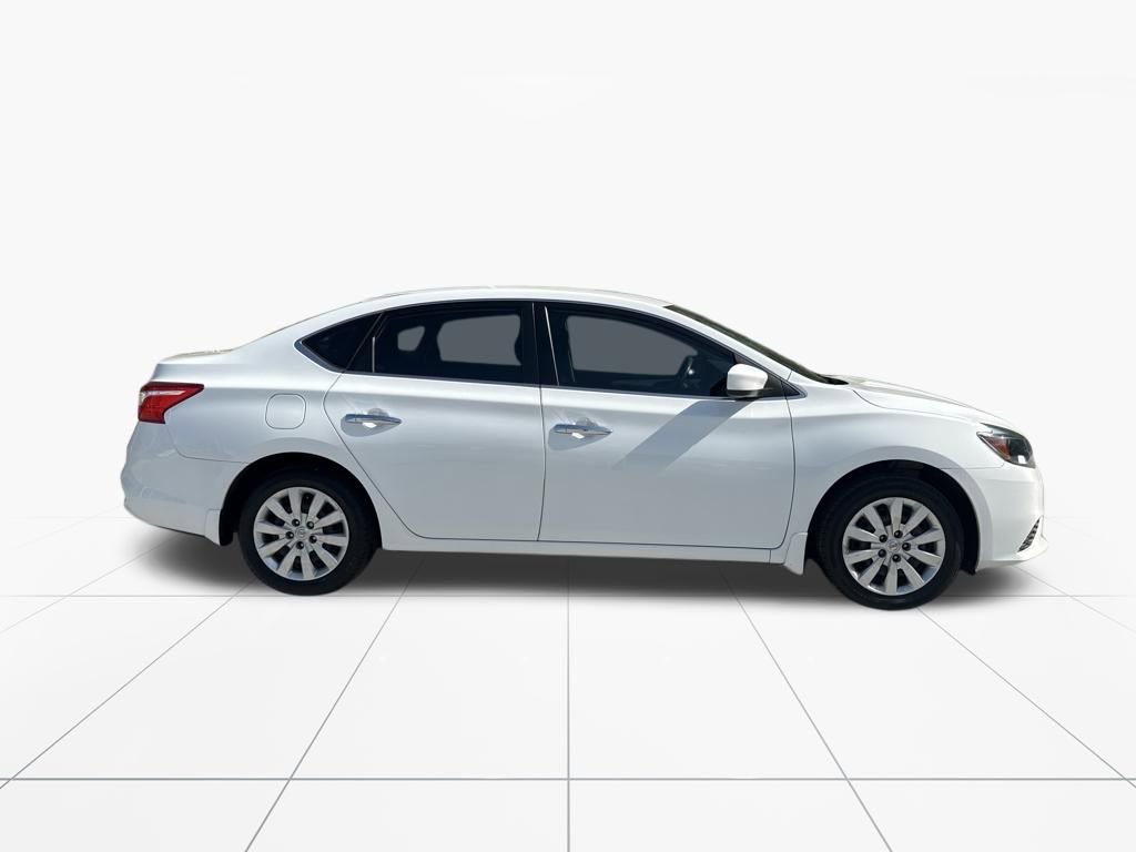 Used 2019 Nissan Sentra S image 10