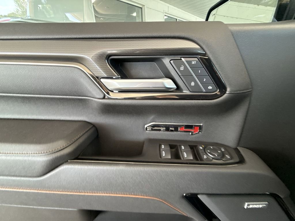 Certified 2025 GMC Sierra 1500 AT4 w/ Technology Package image 30