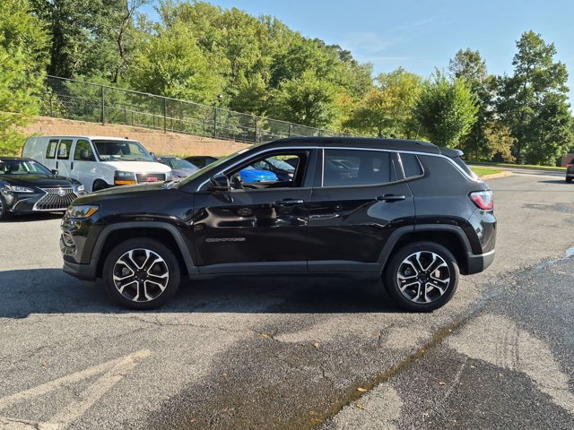 Used 2023 Jeep Compass Limited w/ Sun and Sound Group AWD/4WD image 7