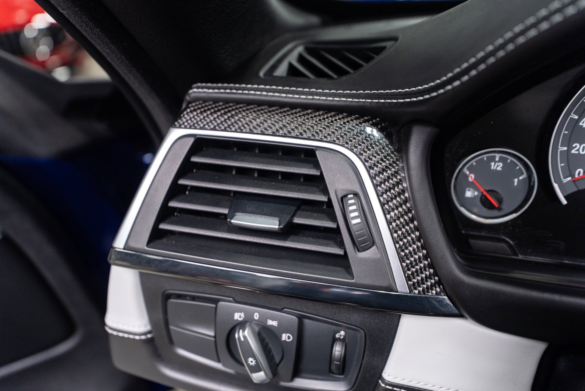 Used 2020 BMW M4 Convertible w/ Executive Package image 86