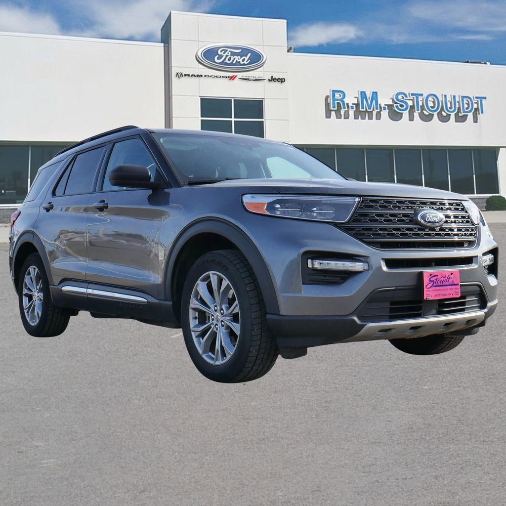 Used 2021 Ford Explorer XLT w/ Equipment Group 202A image 14