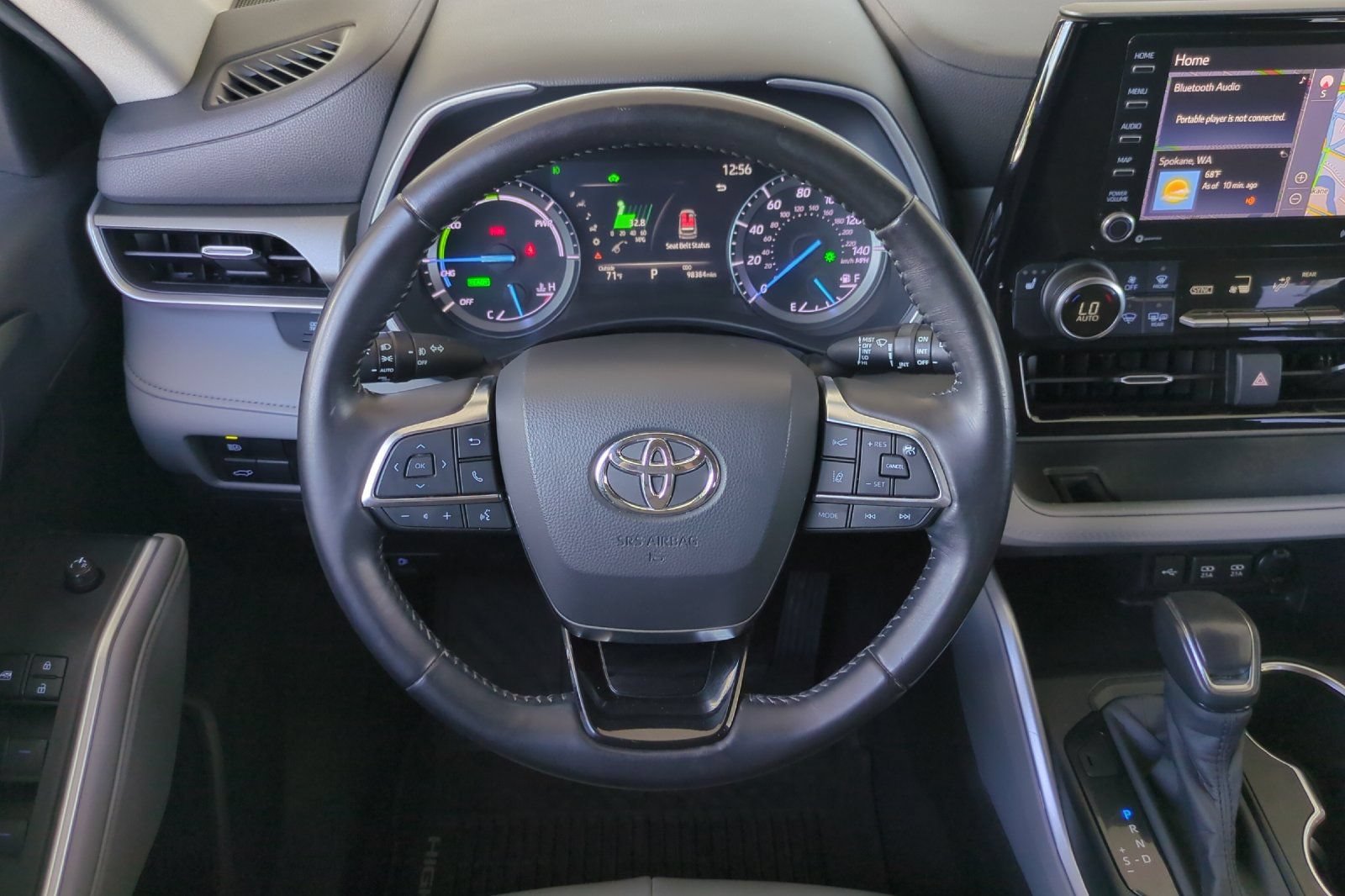 Used 2020 Toyota Highlander XLE AWD/4WD image 15