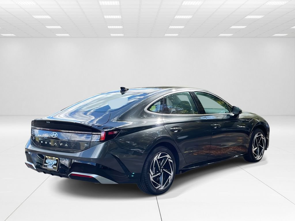 New 2026 Hyundai Sonata SEL FWD image 6