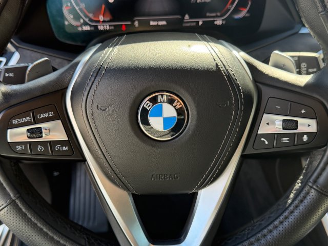 Used 2022 BMW X5 sDrive40i w/ Parking Assistance Package RWD image 24