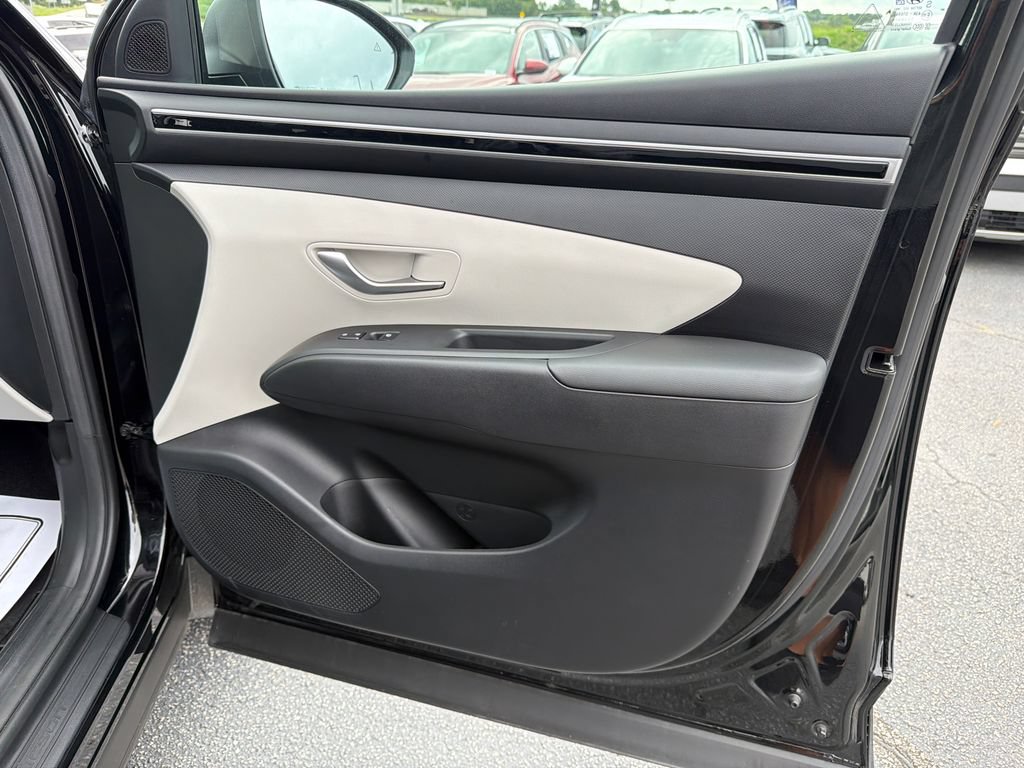 Used 2023 Hyundai Tucson SEL FWD image 14
