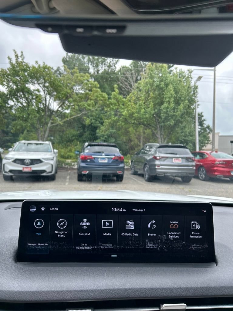 Used 2023 Genesis GV70 2.5T w/ Select Package AWD/4WD image 13