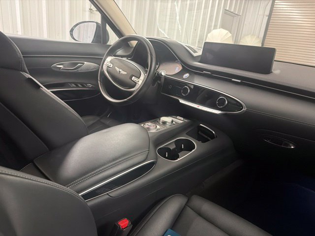 Used 2025 Genesis GV70 2.5T AWD/4WD image 21