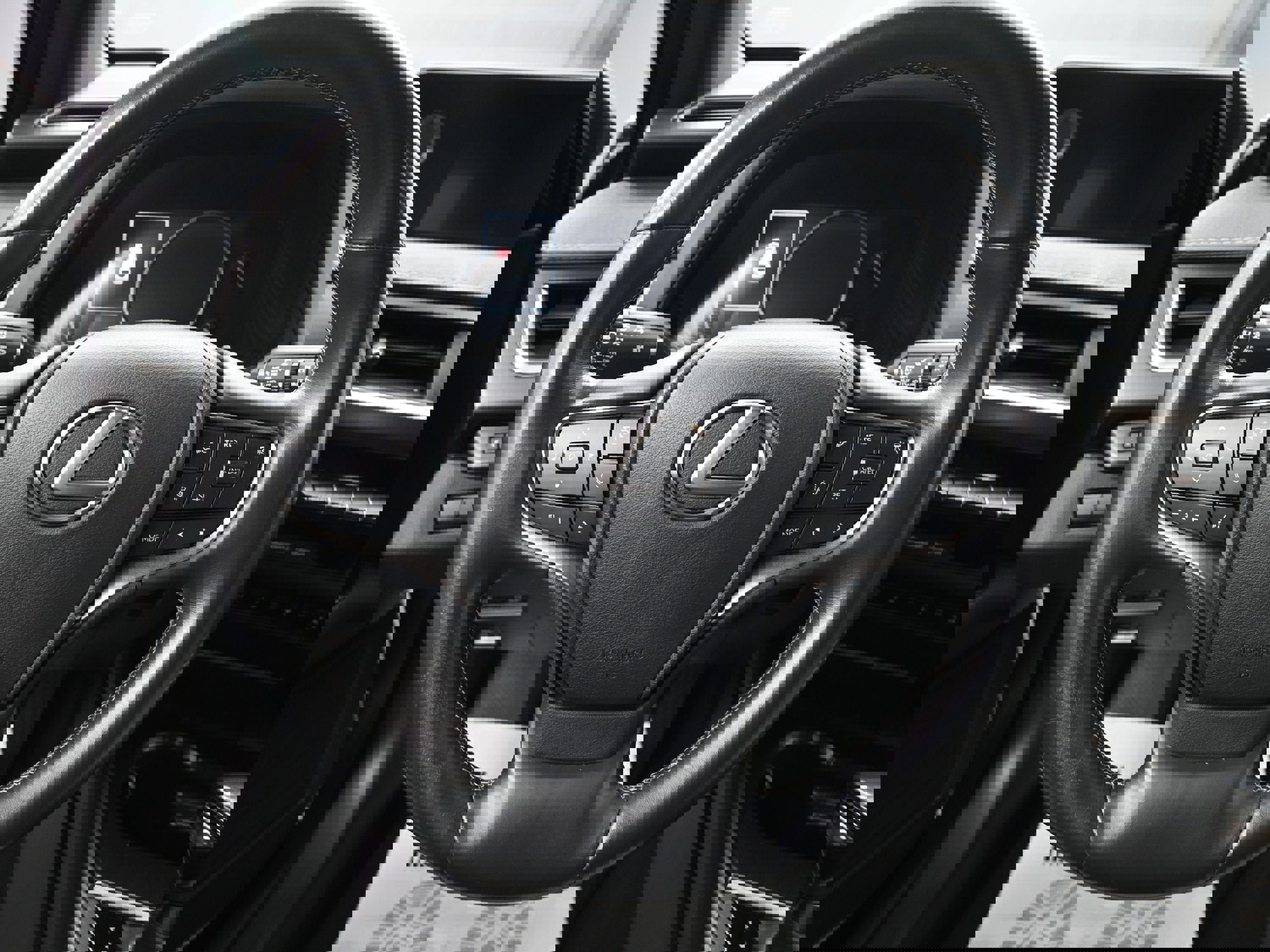 Used 2021 Lexus UX 250h w/ Premium Package image 10