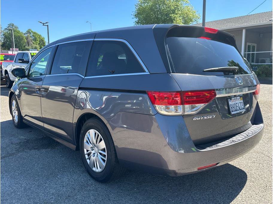 Used 2016 Honda Odyssey LX image 5