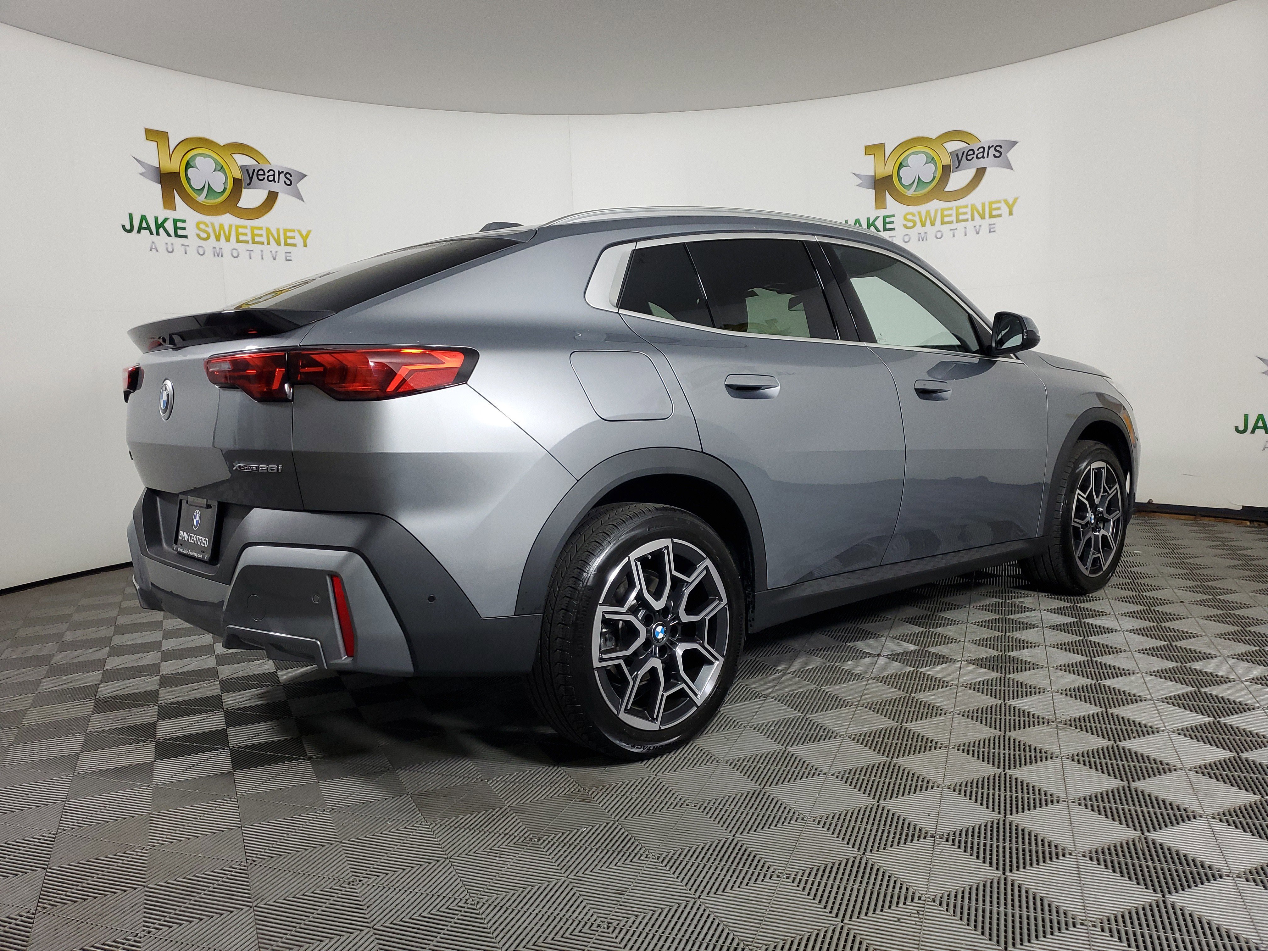 Certified 2025 BMW X2 xDrive28i w/ Premium Package image 7