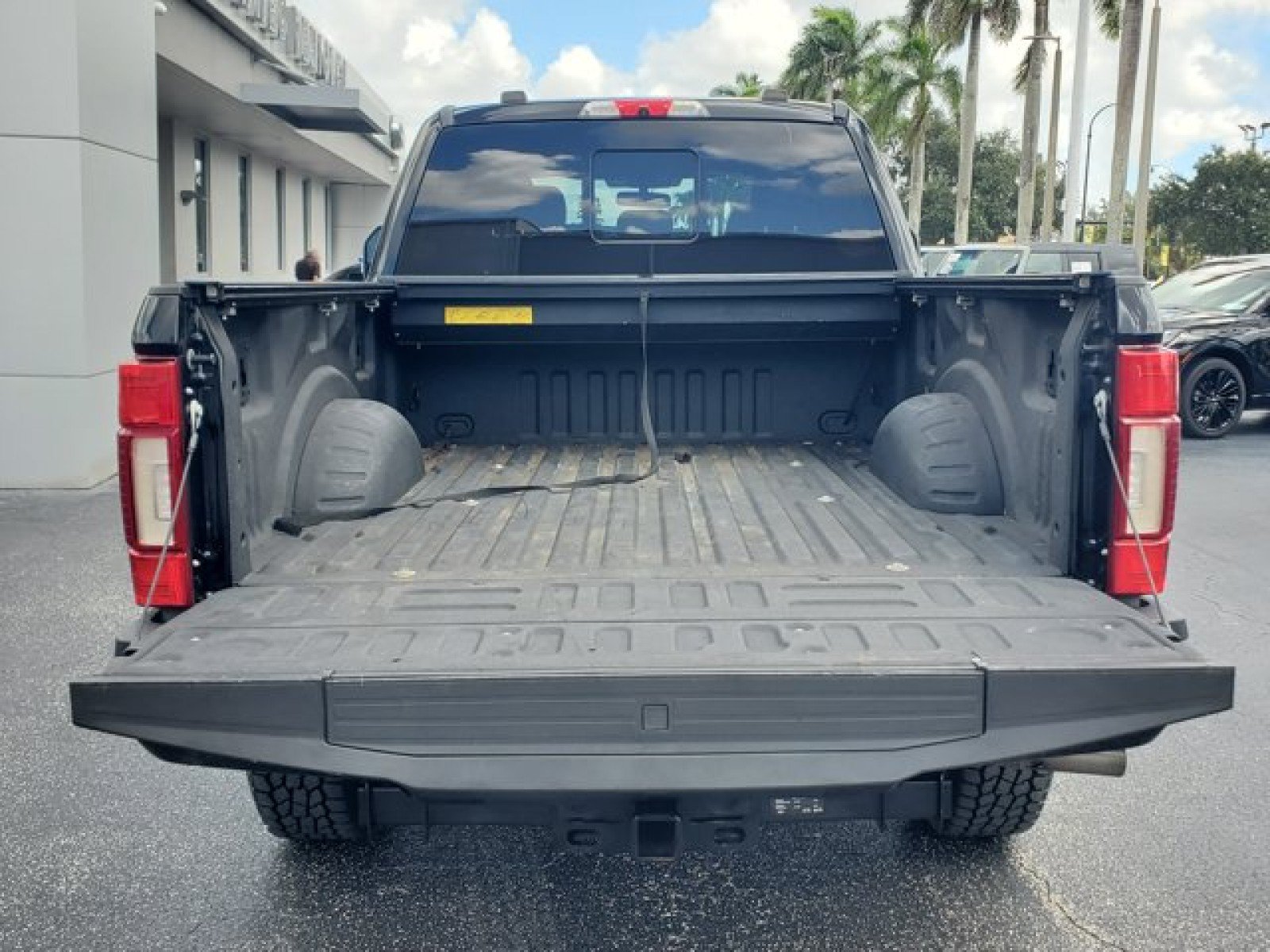 Used 2021 Ford F250 Platinum w/ FX4 Off-Road Package AWD/4WD image 8