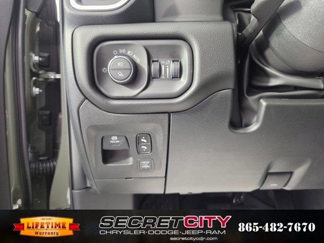 New 2026 RAM 1500 Big Horn AWD/4WD image 15