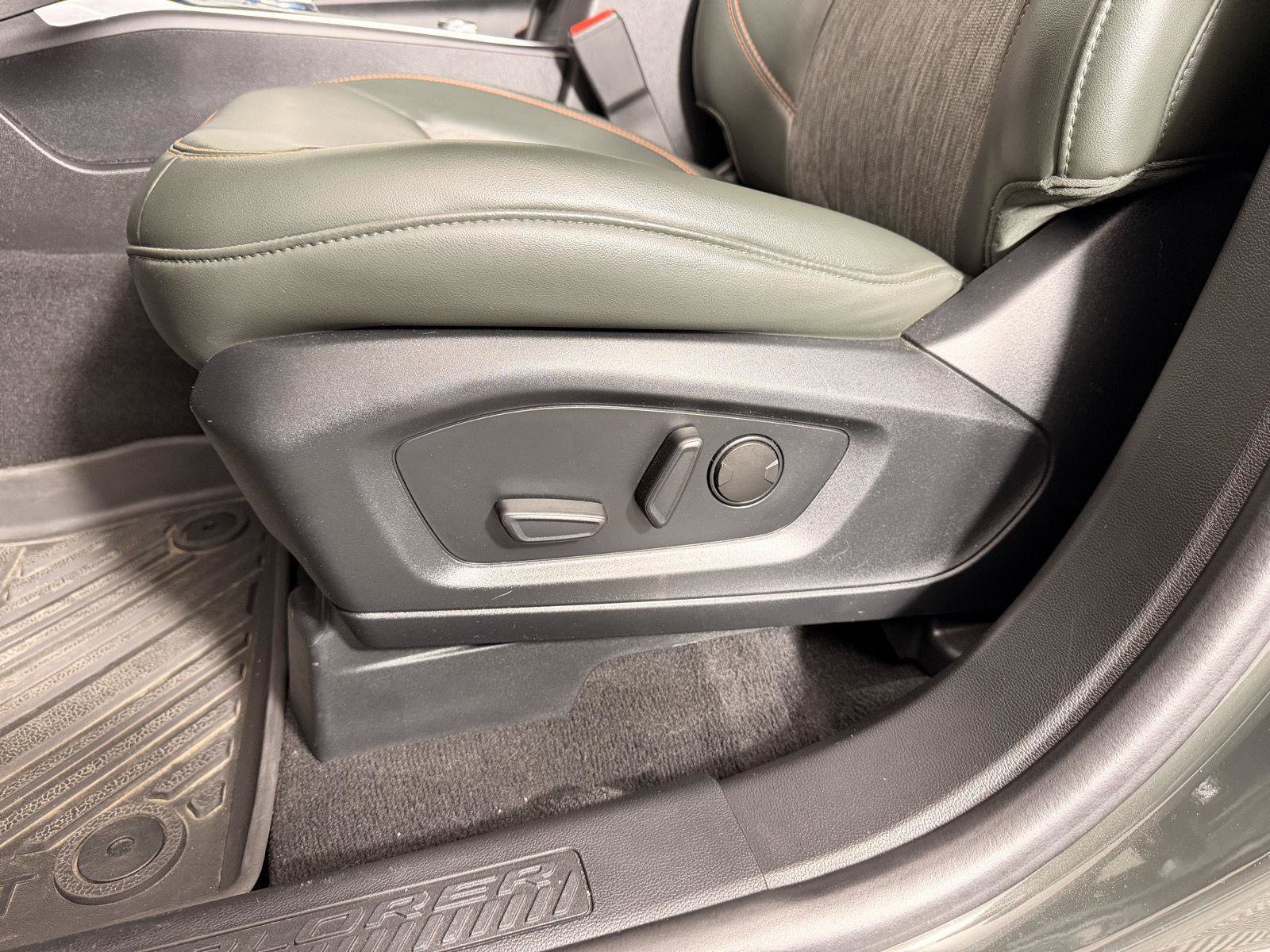 Used 2024 Ford Explorer Timberline w/ Timberline Technology Package AWD/4WD image 13