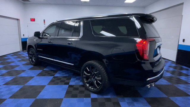 Used 2023 GMC Yukon XL Denali AWD/4WD image 6