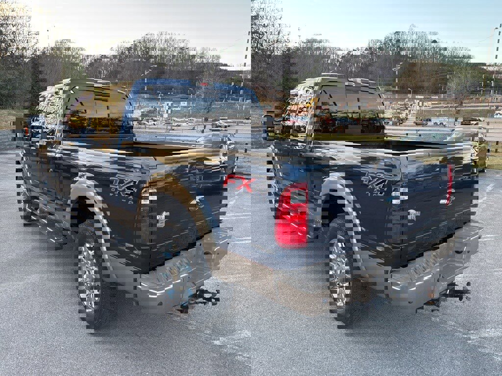 Used 2014 Ford F250 King Ranch w/ King Ranch w/Chrome Package image 4