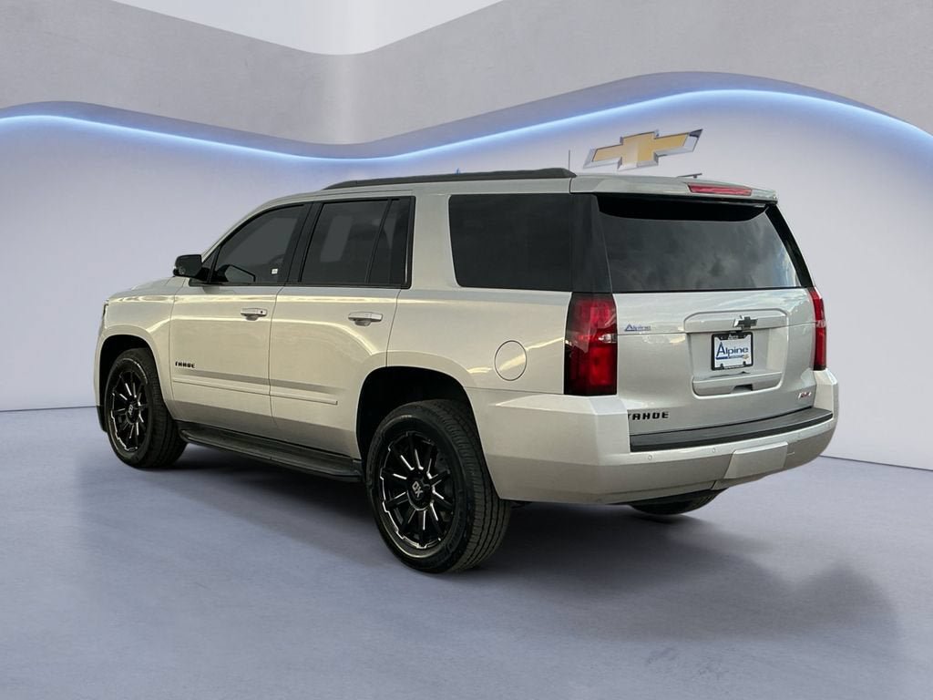 Used 2020 Chevrolet Tahoe Premier w/ Premier 6.2L Value Package AWD/4WD image 3
