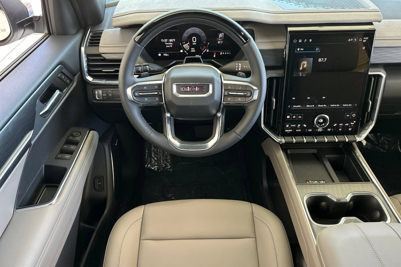 New 2025 GMC Acadia Elevation w/ Super Cruise Package FWD image 15