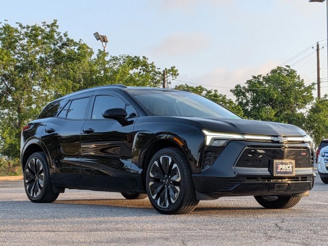 Used 2024 Chevrolet Blazer EV RS image 3