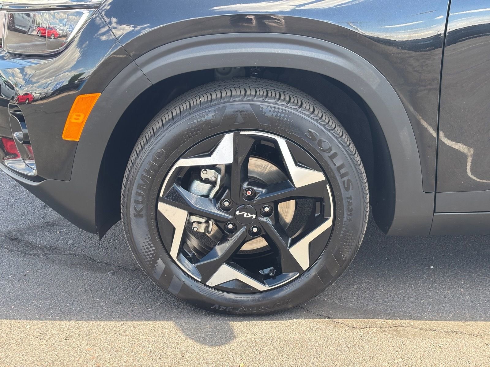 Used 2025 Kia Seltos S image 11