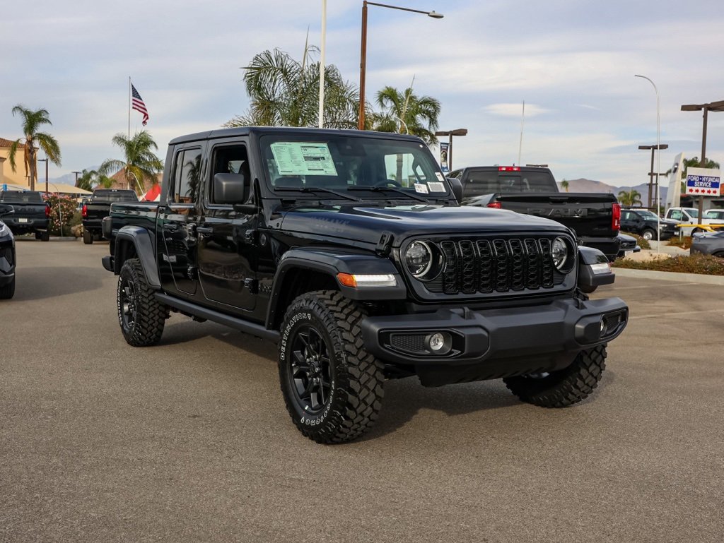 New 2025 Jeep Gladiator Willys image 2