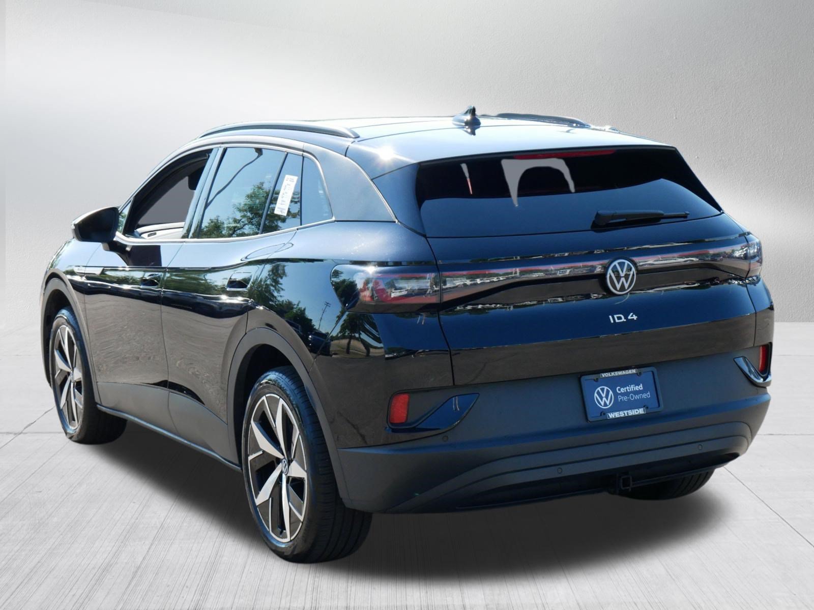 Used 2023 Volkswagen ID.4 Pro S AWD/4WD image 5