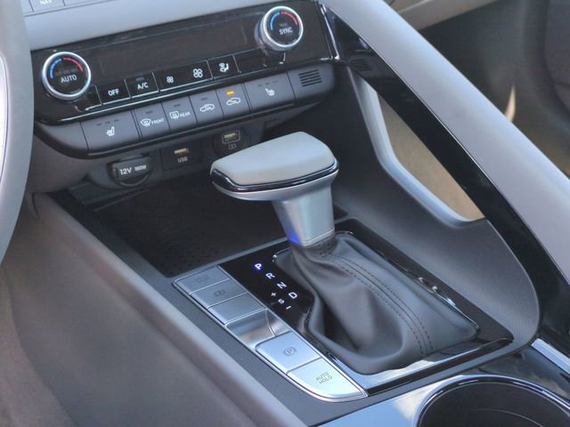 Certified 2023 Hyundai Elantra SEL w/ Convenience Package image 9