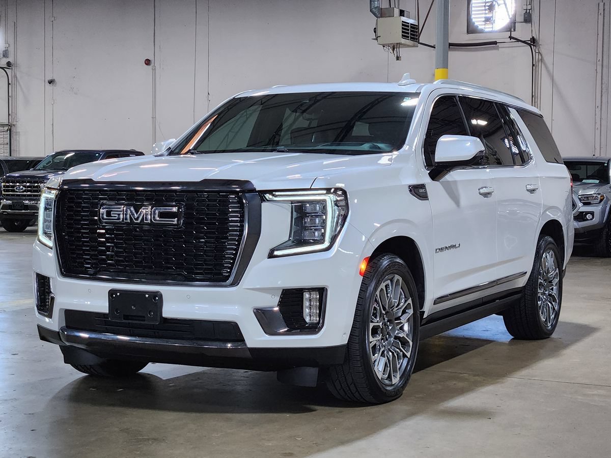 Used 2023 GMC Yukon Denali Ultimate AWD/4WD image 4