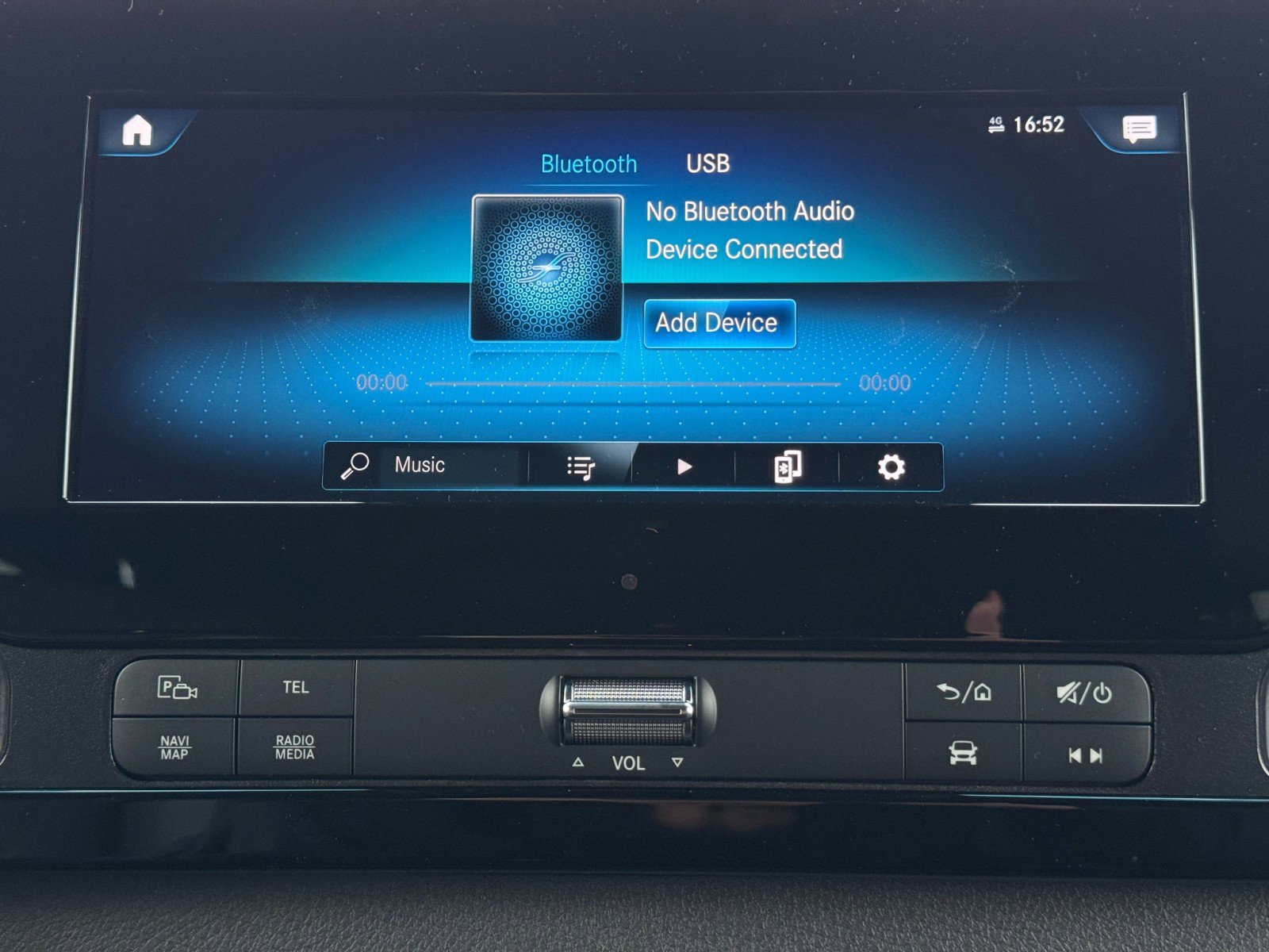 Used 2023 Mercedes-Benz Sprinter 2500 image 27