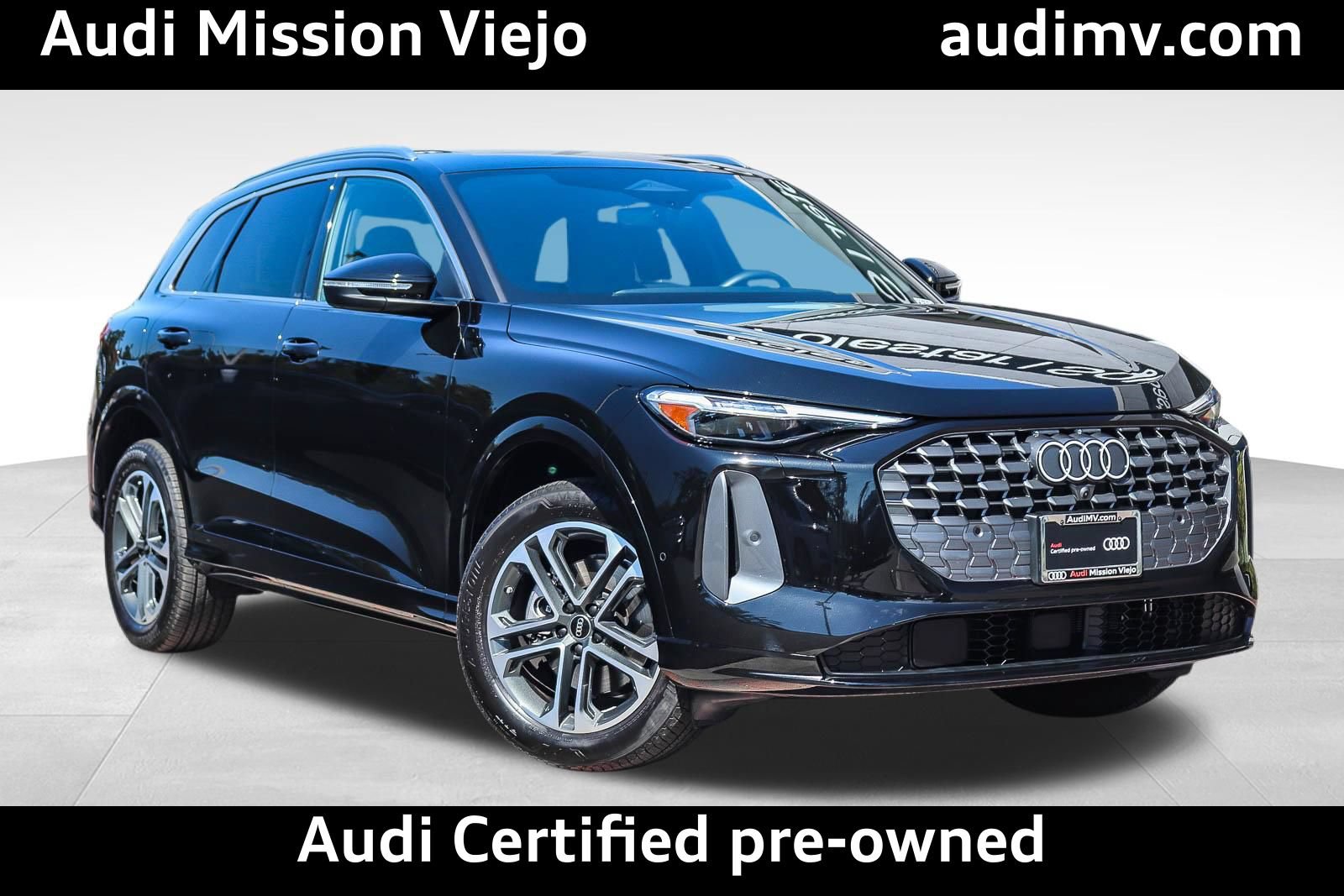 Used 2025 Audi Q5 Premium Plus AWD/4WD image 1