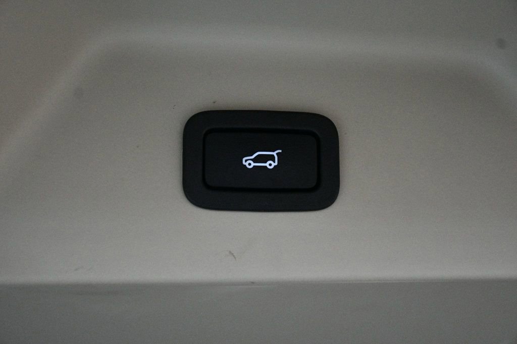 Used 2018 Land Rover Range Rover Supercharged image 76