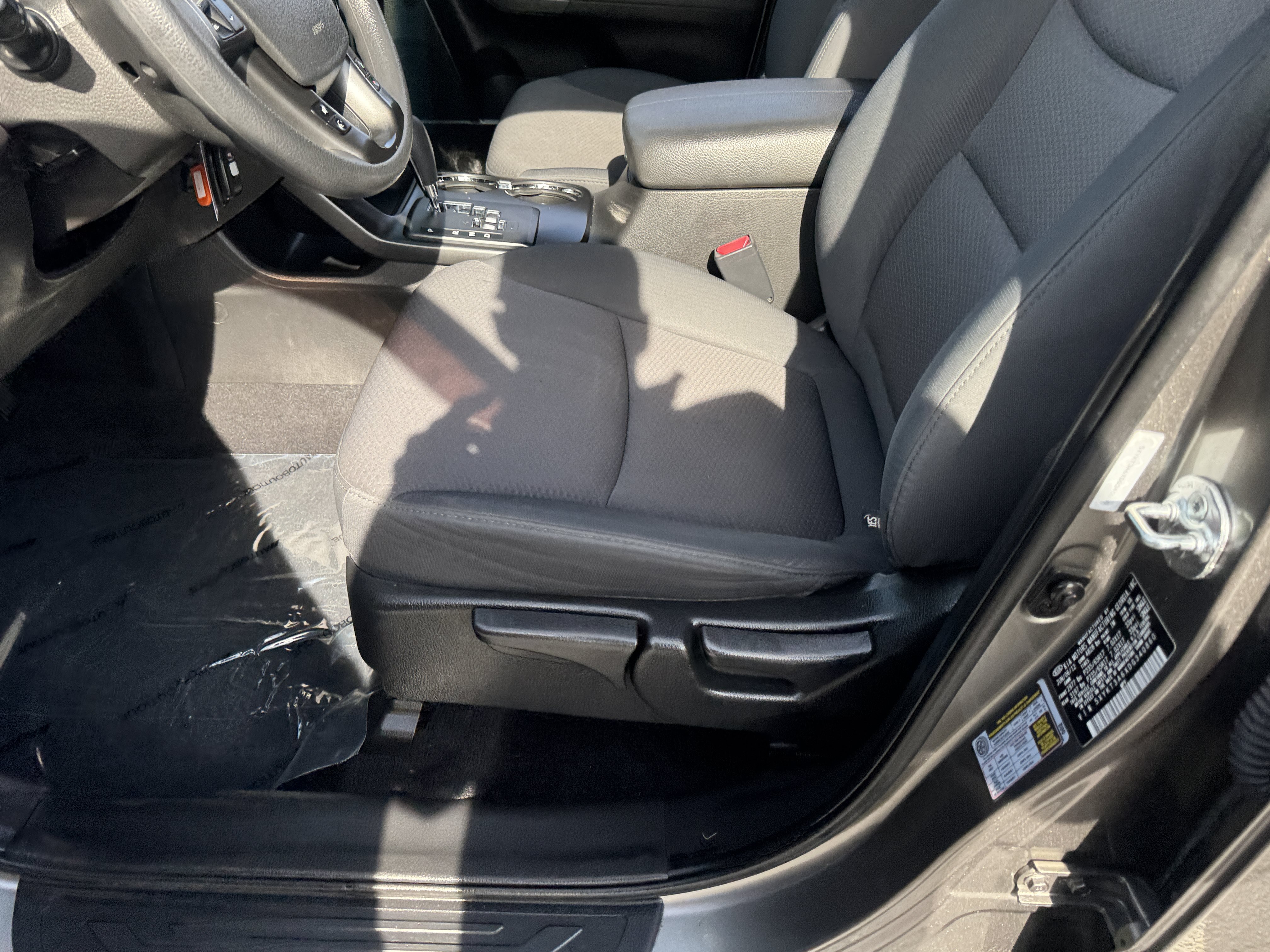 Used 2013 Kia Sorento LX w/ Convenience Pkg FWD image 24