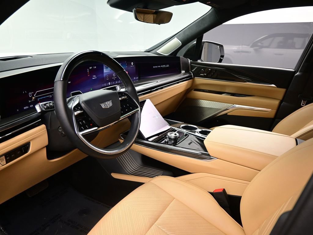 Used 2025 Cadillac Escalade IQ Sport 2 image 8