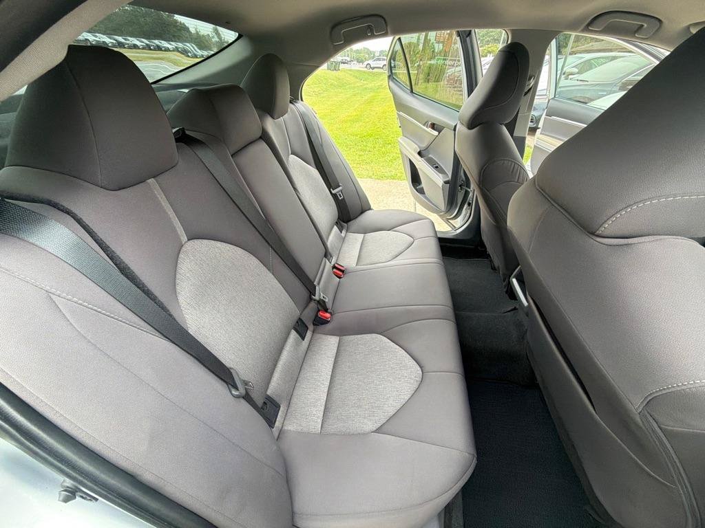 Used 2024 Toyota Camry LE FWD image 27