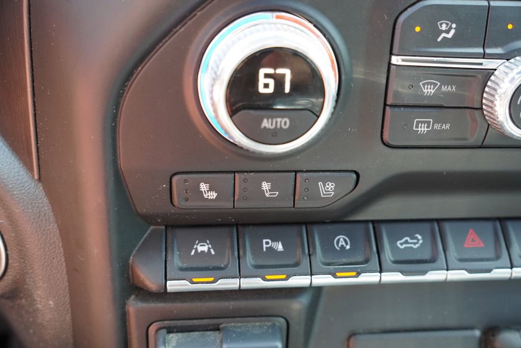 Used 2020 GMC Sierra 1500 AT4 w/ AT4 Premium Package AWD/4WD image 33