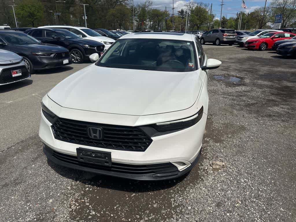 Certified 2023 Honda Accord EX image 9