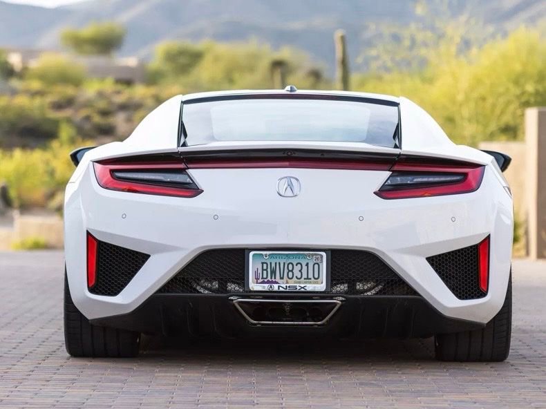 Used 2017 Acura NSX AWD/4WD image 3