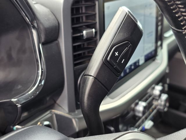 Used 2021 Ford F150 Lariat w/ Trailer Tow Package image 24