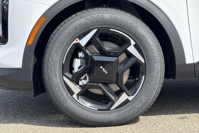 New 2026 Kia Sportage EX FWD image 35