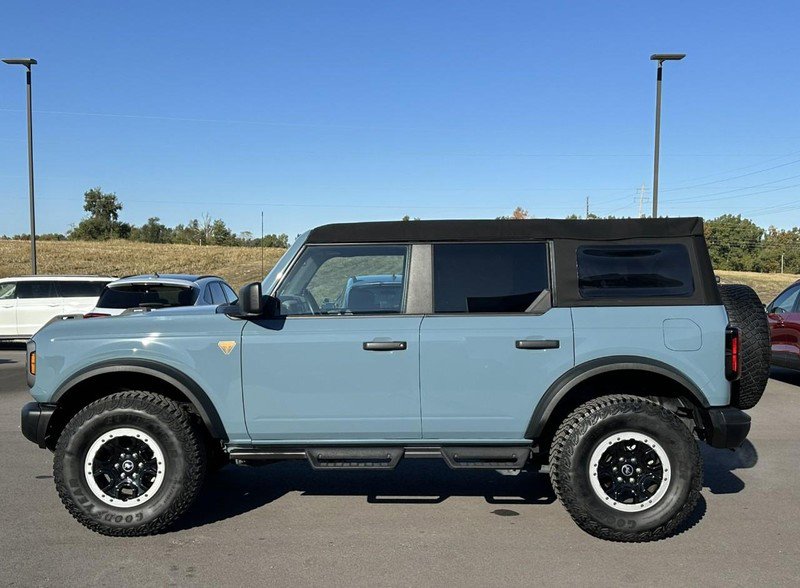 Used 2023 Ford Bronco Badlands w/ Sasquatch Package image 5