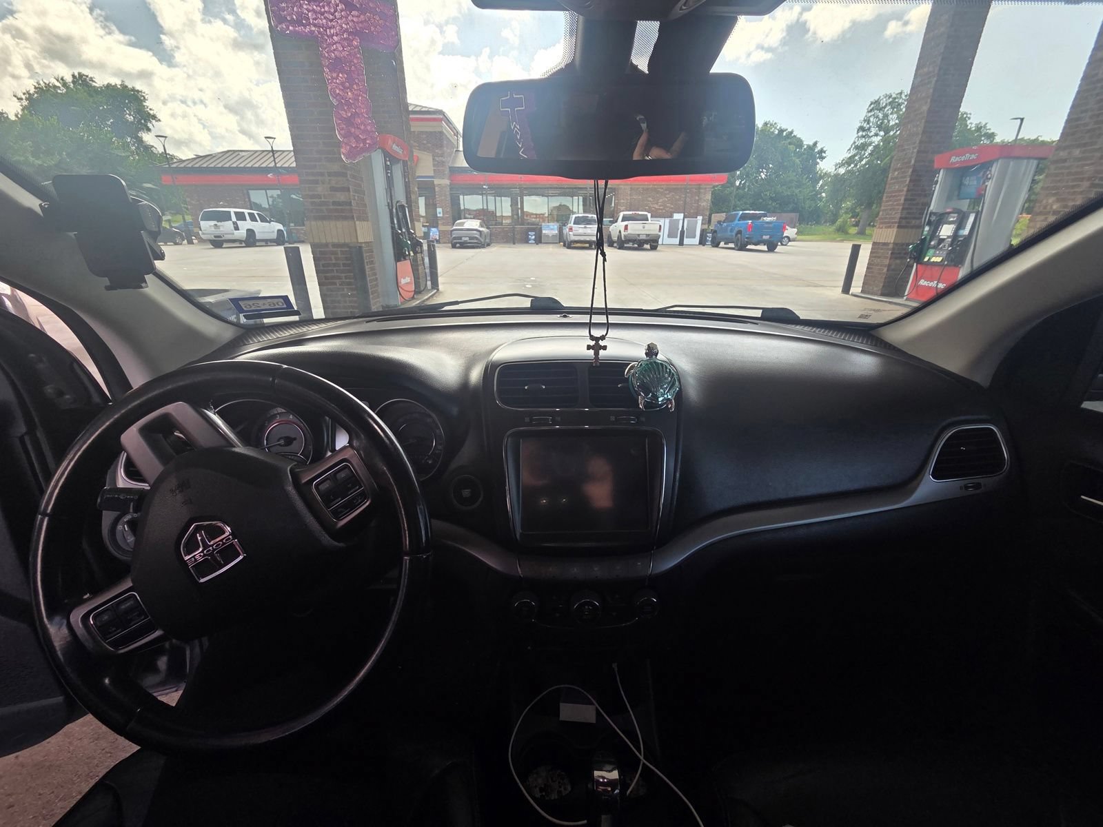 Used 2019 Dodge Journey Crossroad FWD image 8