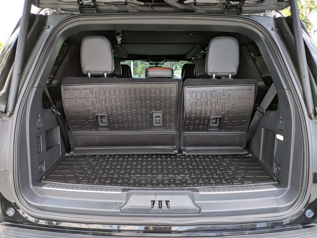 Used 2024 Lincoln Navigator Reserve AWD/4WD image 13